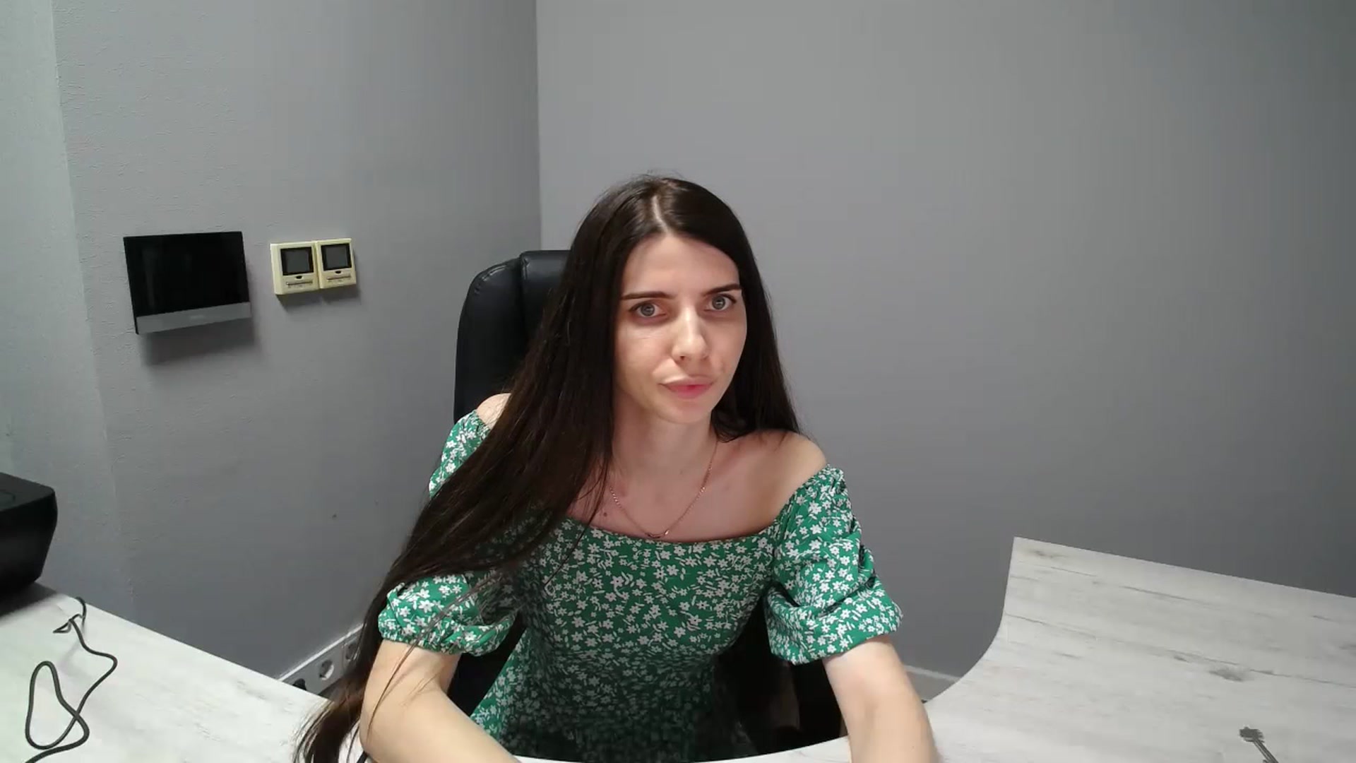 Gallery image thumbnail from SaraRich's myfreecams stream on, 07/04/2023, 11:16 image 1 of 20