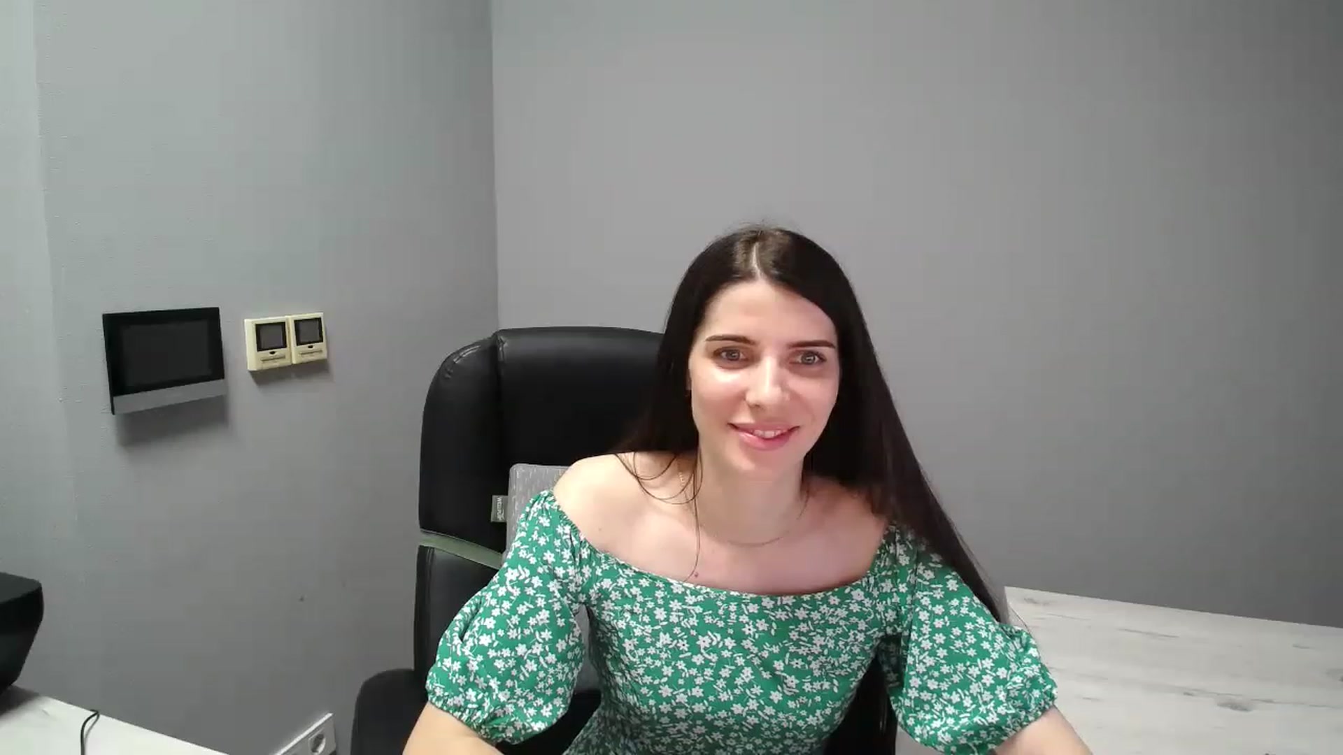 Gallery image thumbnail from SaraRich's myfreecams stream on, 07/04/2023, 12:45 image 20 of 20