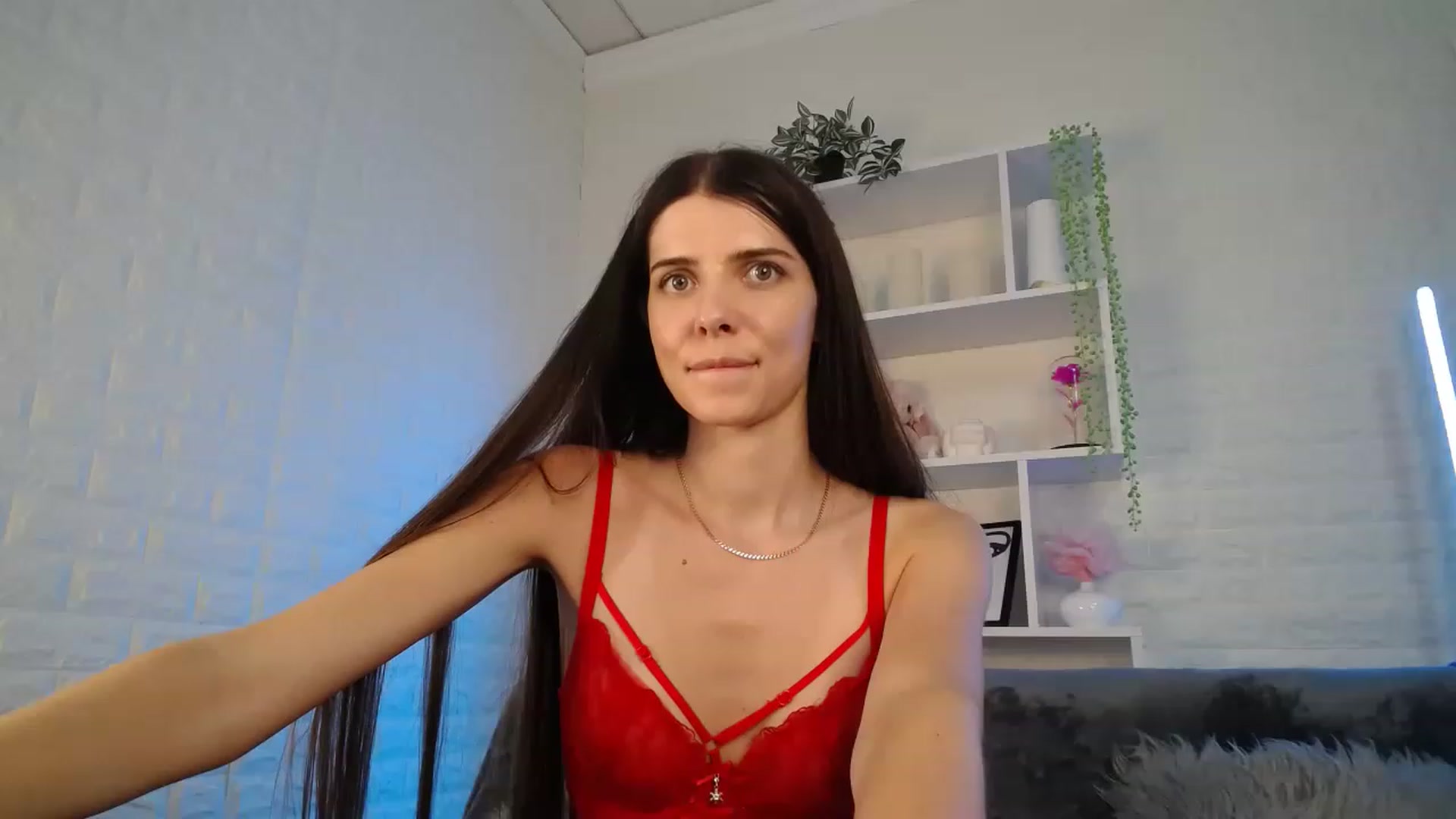 Gallery image thumbnail from SaraRich's myfreecams stream on, 07/25/2023, 10:26 image 2 of 20