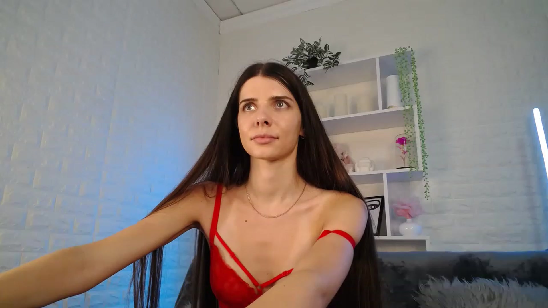 Gallery image thumbnail from SaraRich's myfreecams stream on, 07/25/2023, 10:26 image 7 of 20