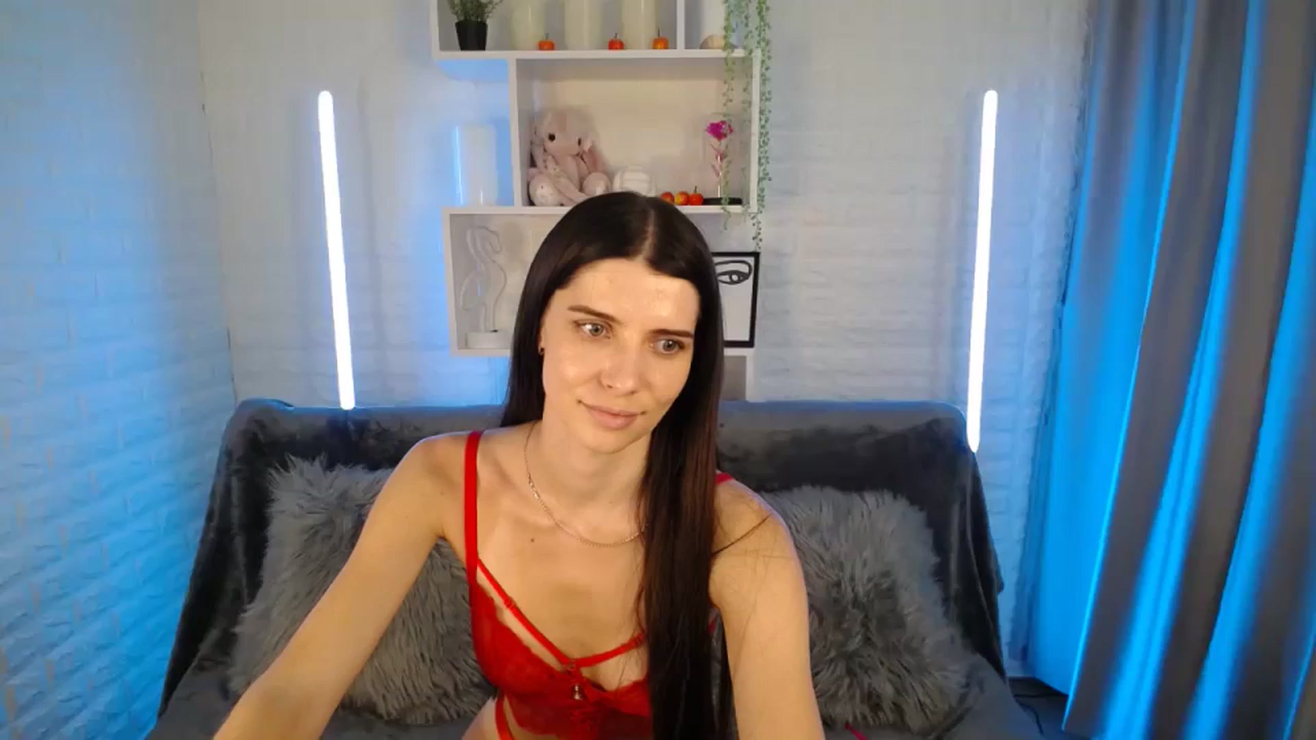 Gallery image thumbnail from SaraRich's myfreecams stream on, 08/20/2023, 11:28 image 7 of 20