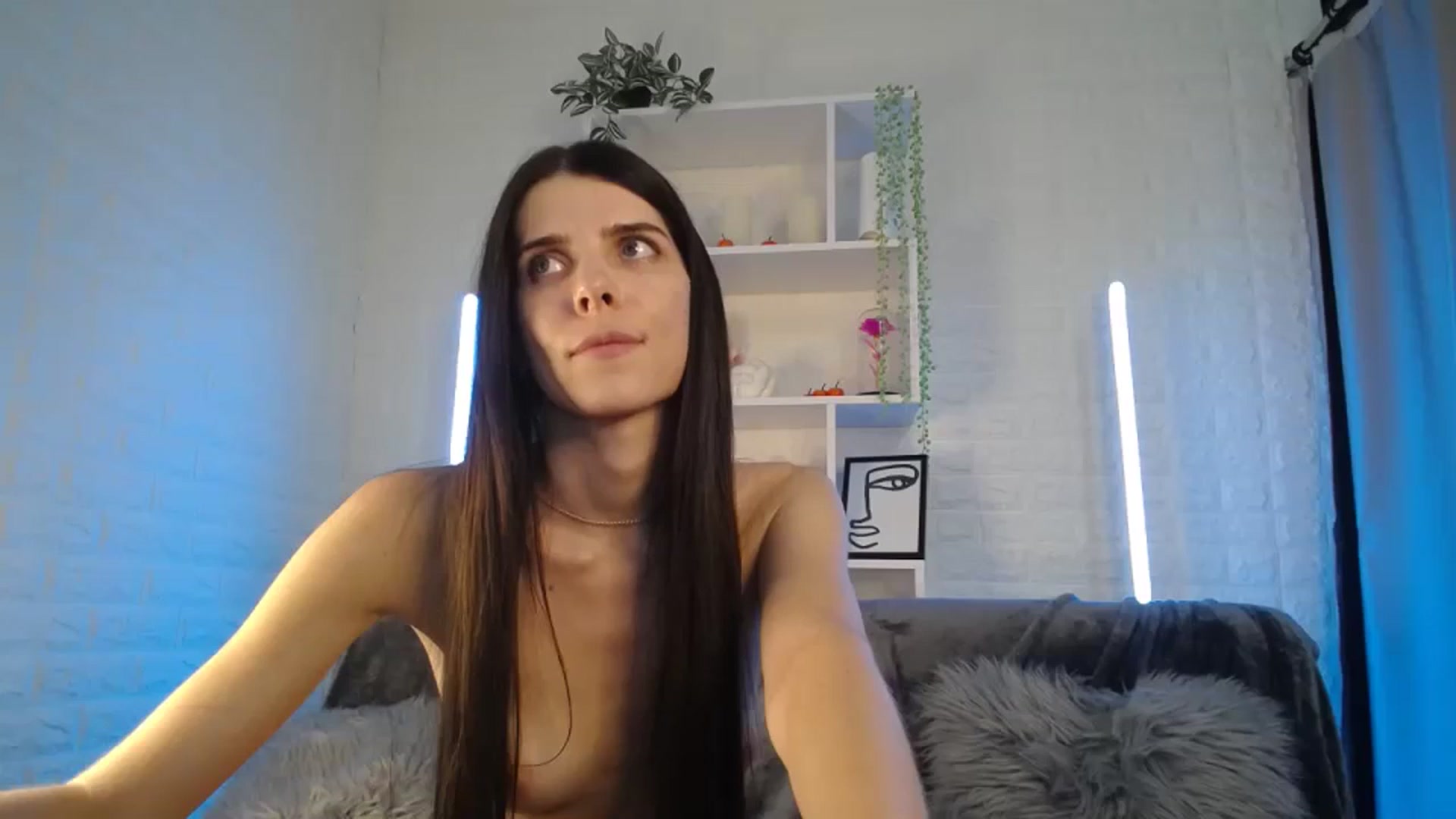 Gallery image thumbnail from SaraRich's myfreecams stream on, 09/02/2023, 12:22 image 17 of 20