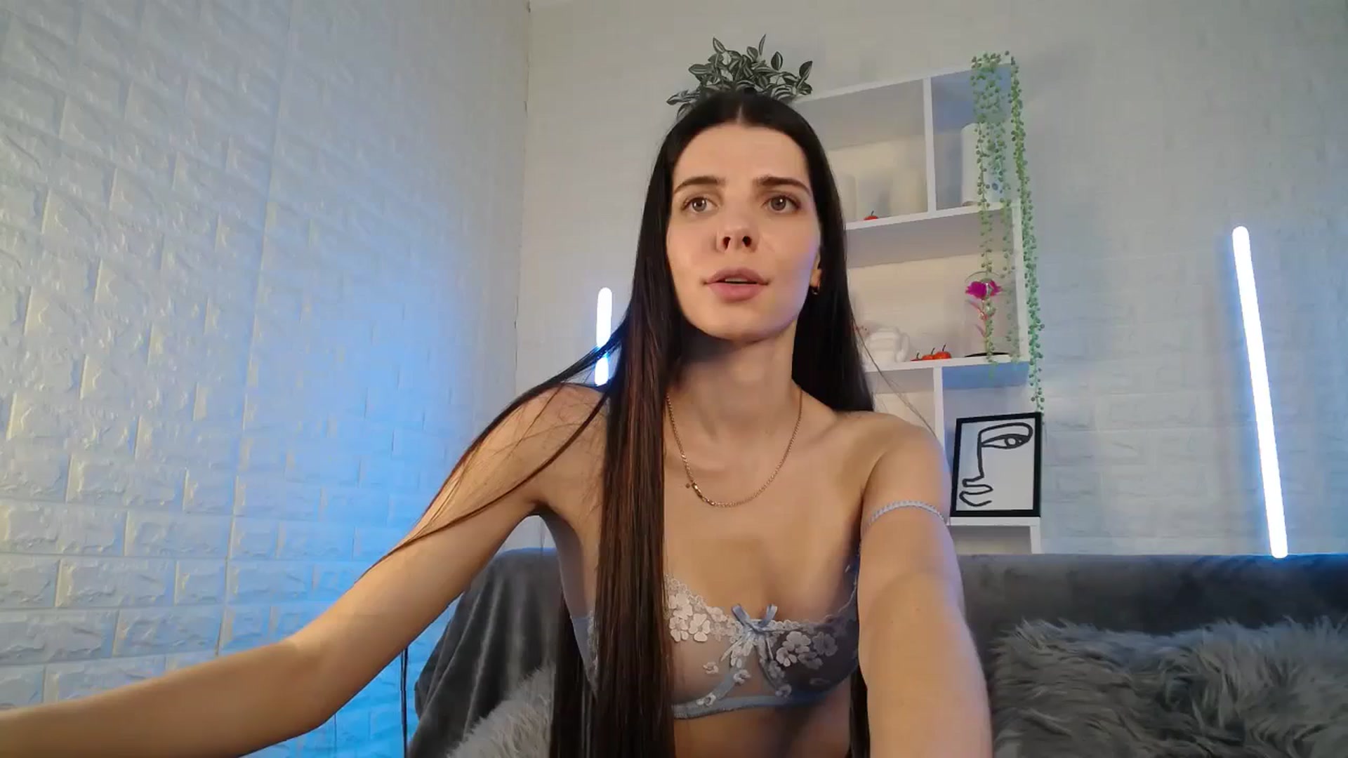 Gallery image thumbnail from SaraRich's myfreecams stream on, 09/20/2023, 12:12 image 5 of 20