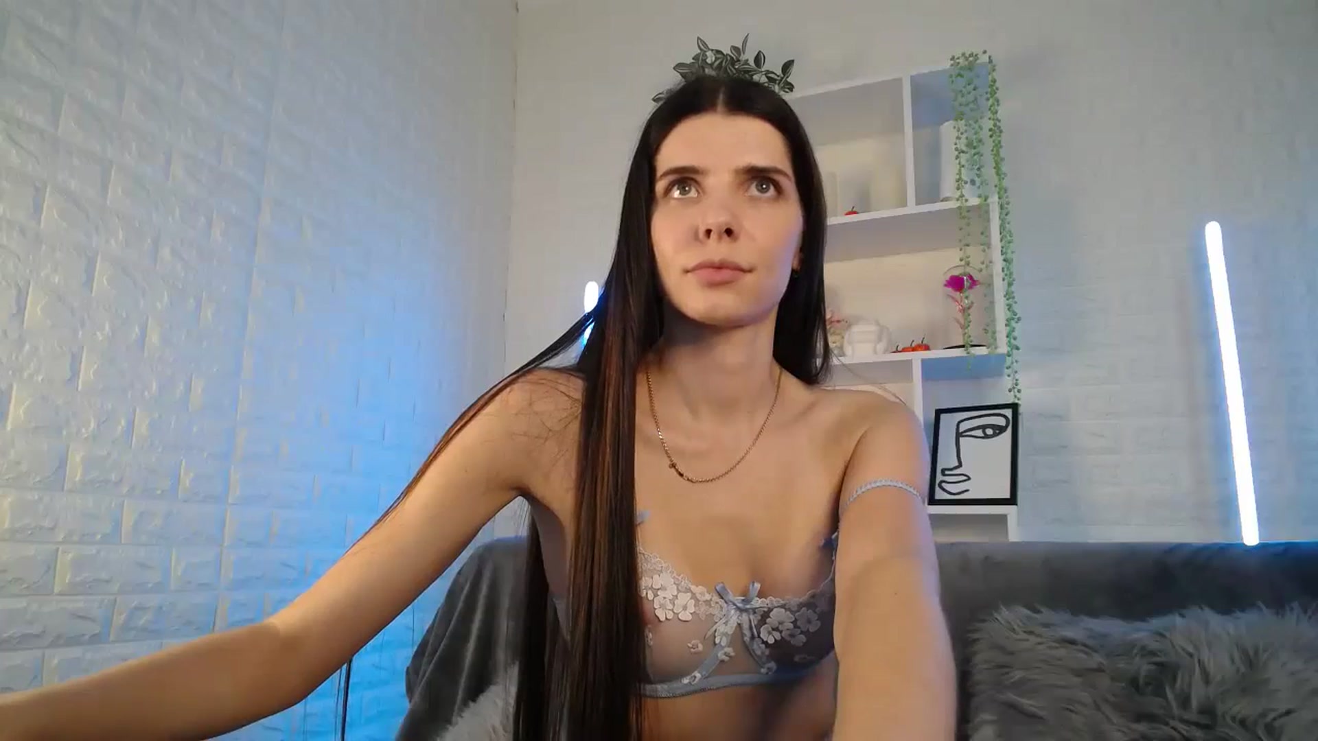 Gallery image thumbnail from SaraRich's myfreecams stream on, 09/20/2023, 12:12 image 2 of 20