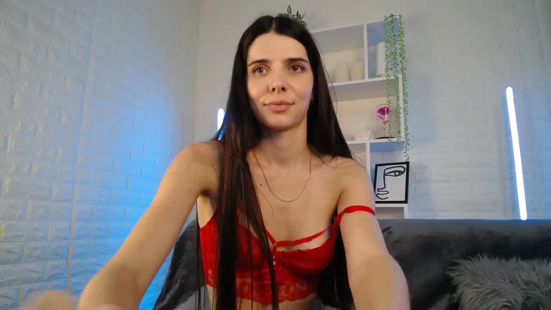 Gallery image thumbnail from SaraRich's myfreecams stream on, 10/28/2023, 12:53 image 7 of 20