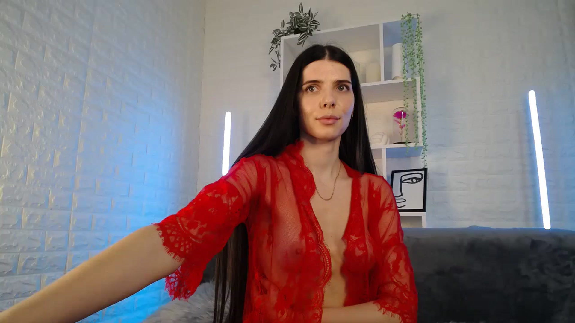 Gallery image thumbnail from SaraRich's myfreecams stream on, 11/03/2023, 11:40 image 14 of 20