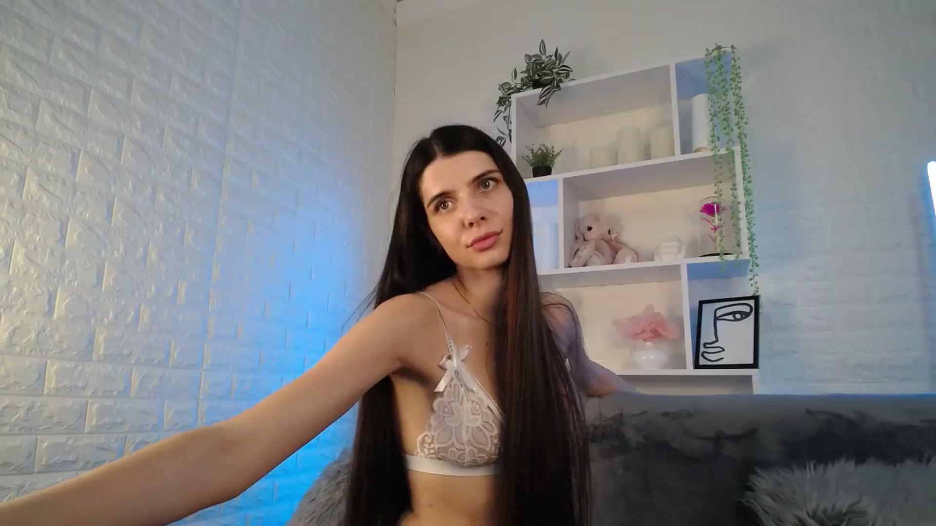 Gallery image thumbnail from SaraRich's myfreecams stream on, 11/06/2023, 13:20 image 3 of 20