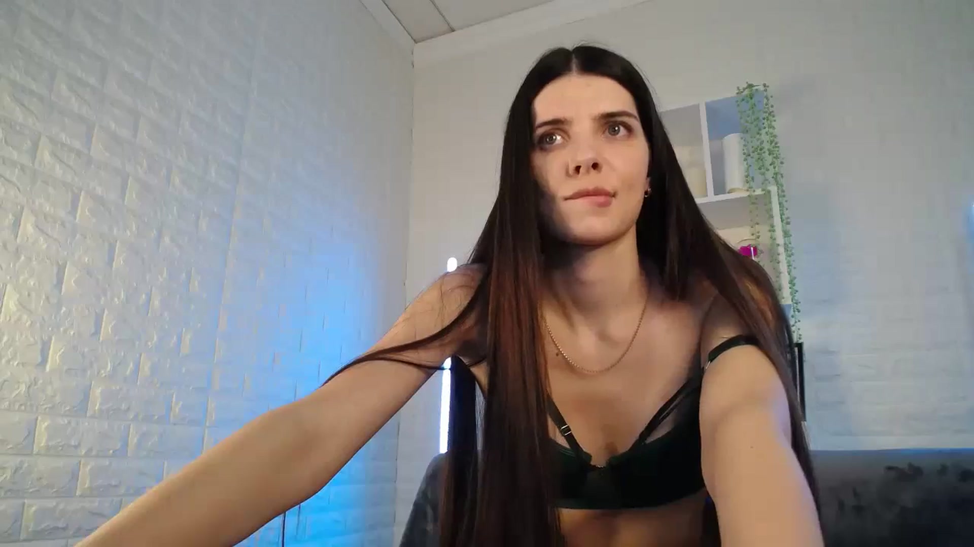 Gallery image thumbnail from SaraRich's myfreecams stream on, 11/07/2023, 11:13 image 17 of 20