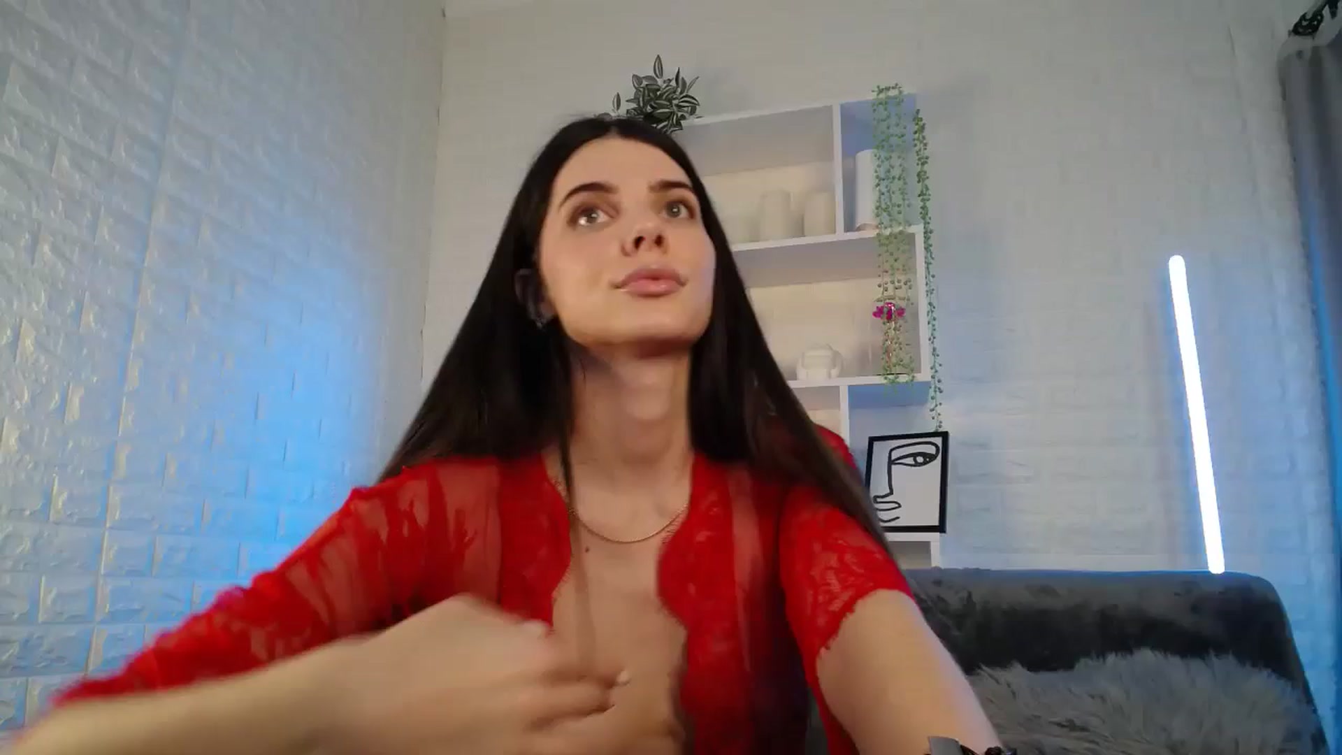 Gallery image thumbnail from SaraRich's myfreecams stream on, 11/24/2023, 14:31 image 12 of 20