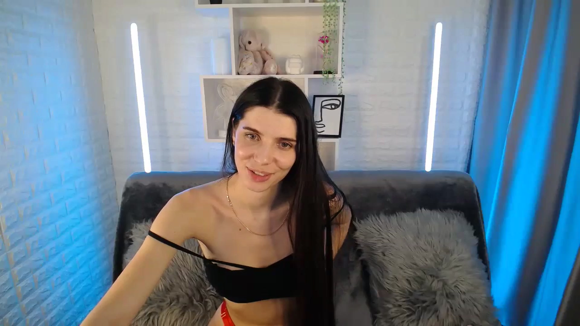 Gallery image thumbnail from SaraRich's myfreecams stream on, 11/29/2023, 13:44 image 20 of 20