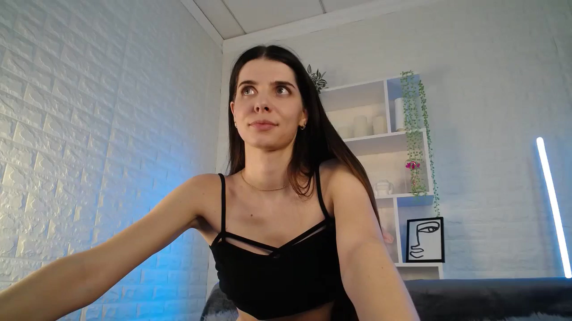 Gallery image thumbnail from SaraRich's myfreecams stream on, 11/29/2023, 13:44 image 1 of 20