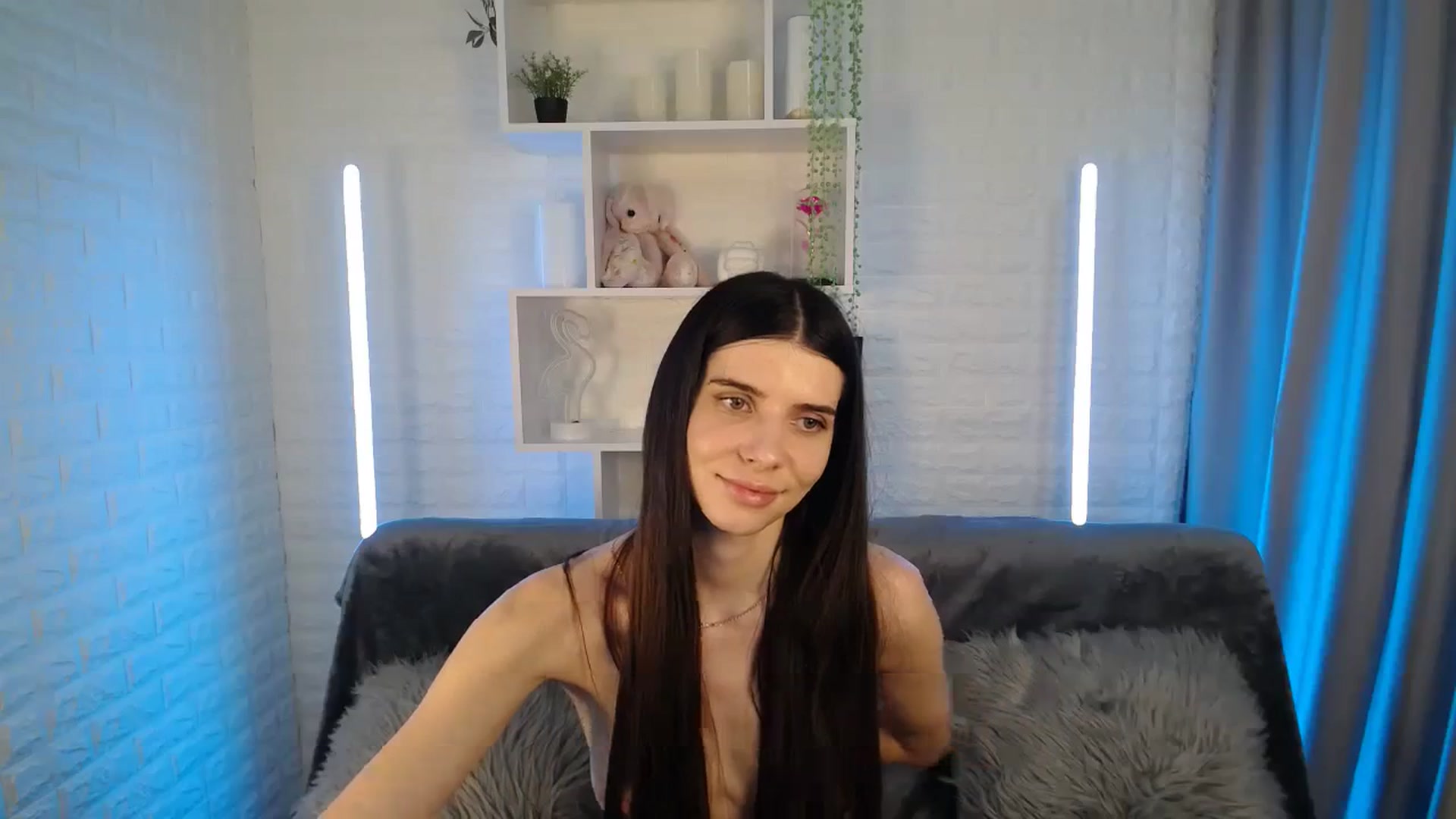 Gallery image thumbnail from SaraRich's myfreecams stream on, 12/04/2023, 14:53 image 20 of 20