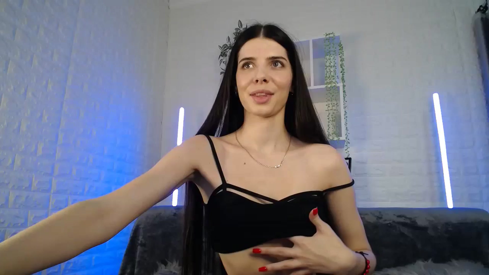 Gallery image thumbnail from SaraRich's myfreecams stream on, 12/27/2023, 10:49 image 1 of 20