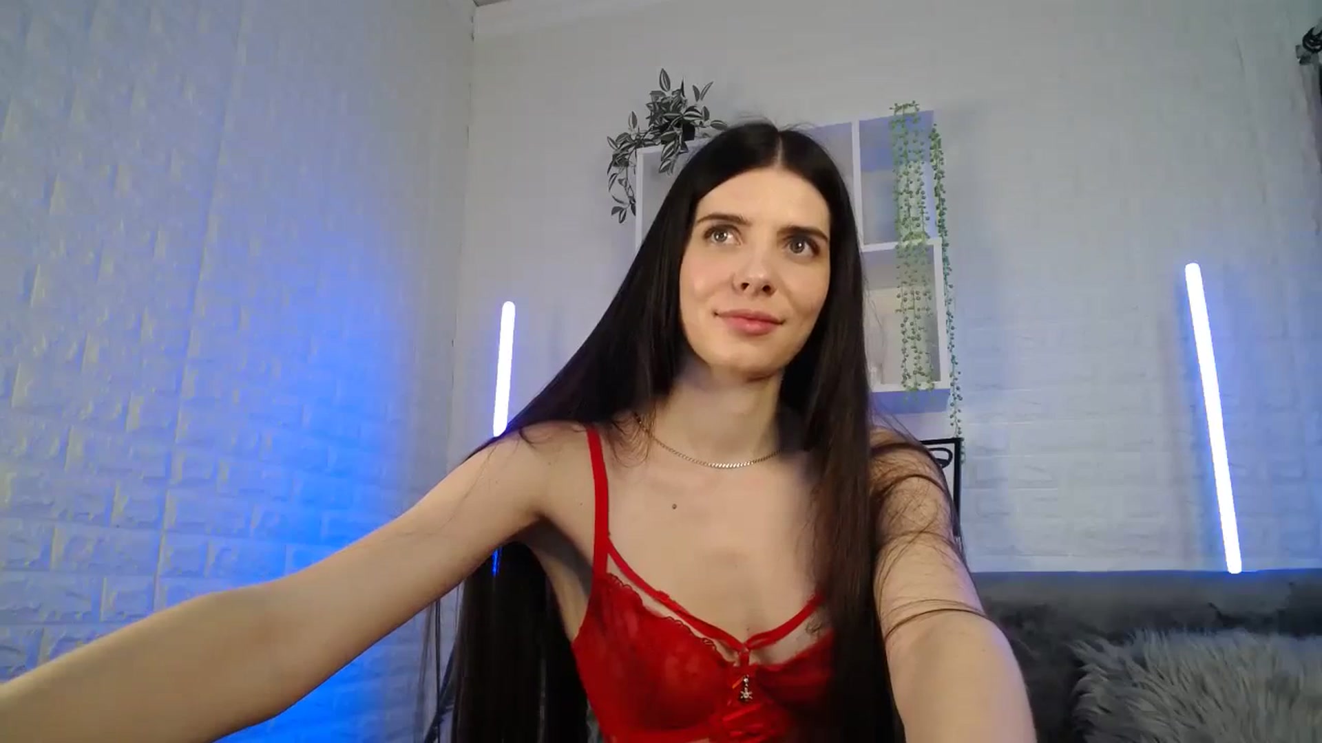 Gallery image thumbnail from SaraRich's myfreecams stream on, 01/23/2024, 11:20 image 13 of 20