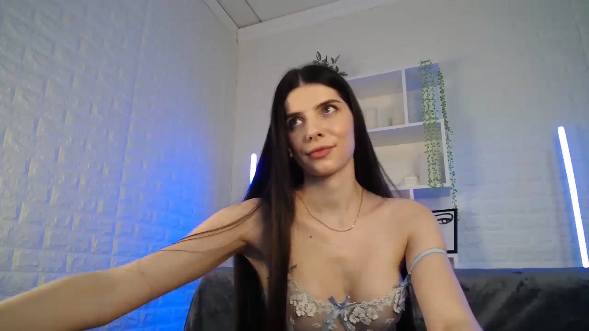 Gallery image thumbnail from SaraRich's myfreecams stream on, 01/26/2024, 11:01 image 11 of 20