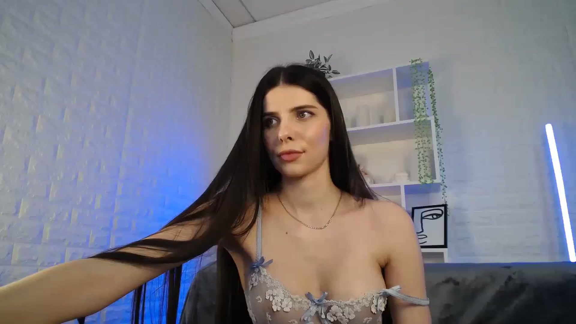 Gallery image thumbnail from SaraRich's myfreecams stream on, 01/26/2024, 11:01 image 15 of 20