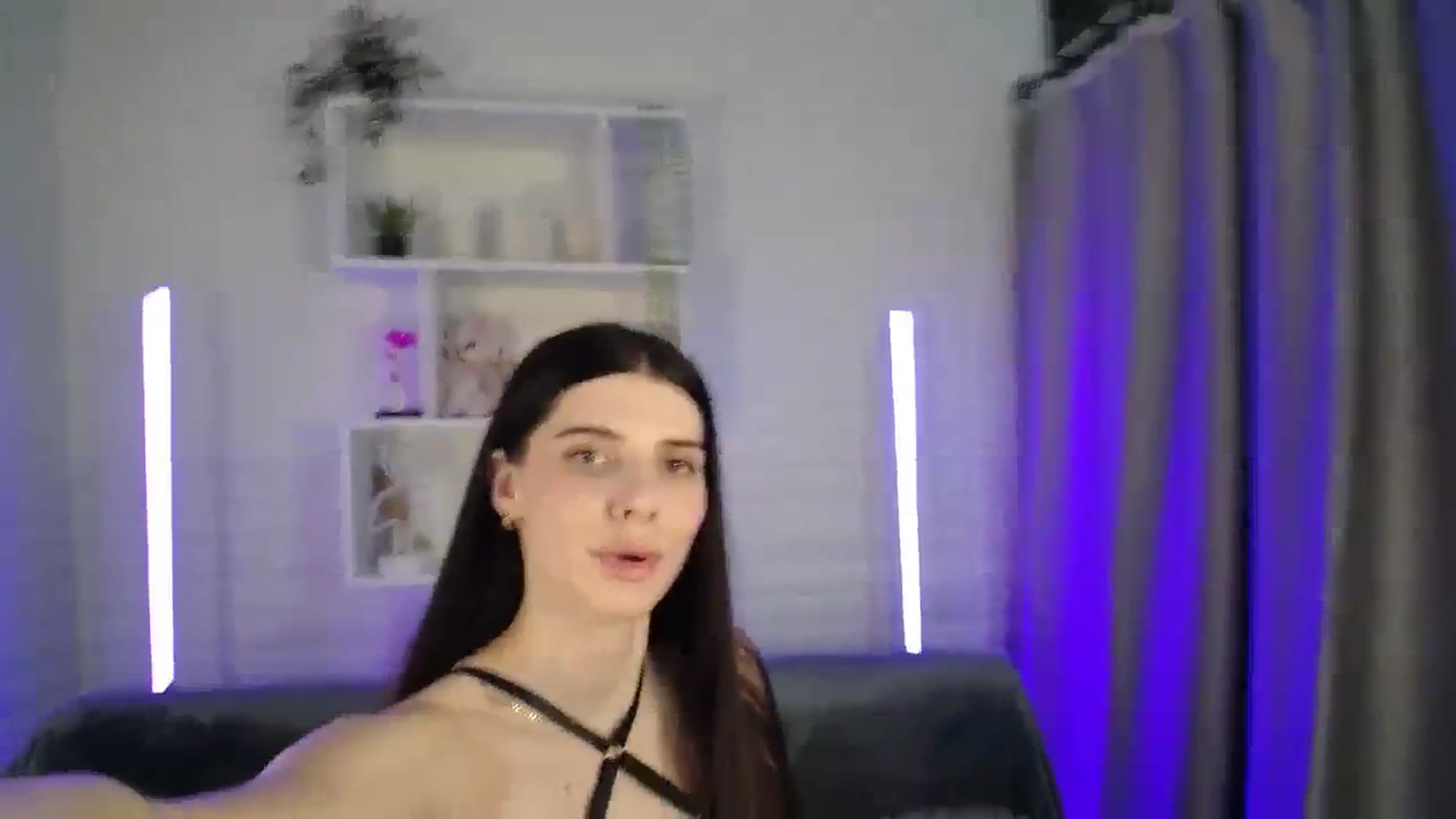 Gallery image thumbnail from SaraRich's myfreecams stream on, 01/30/2024, 13:25 image 4 of 20