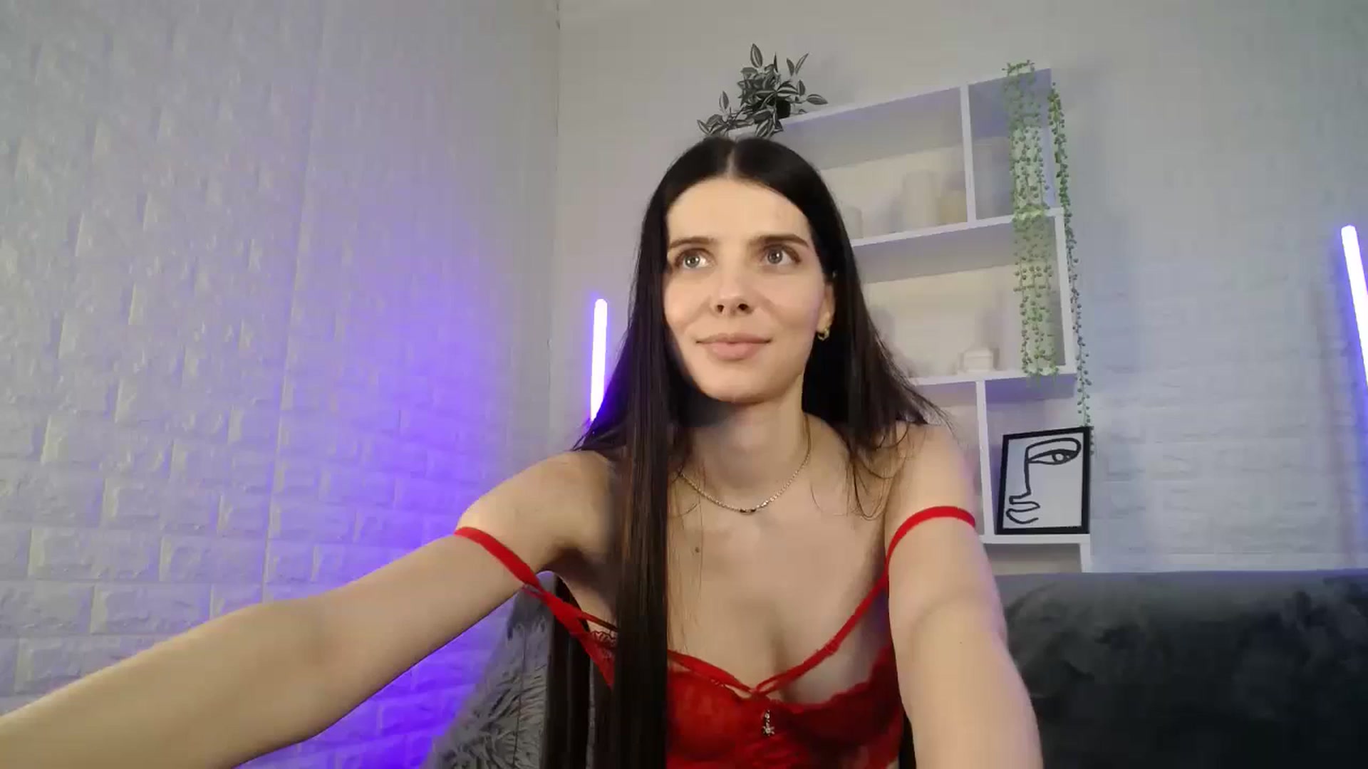 Gallery image thumbnail from SaraRich's myfreecams stream on, 02/13/2024, 12:41 image 15 of 20
