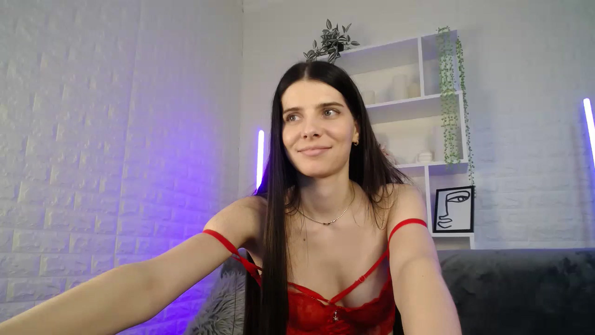 Gallery image thumbnail from SaraRich's myfreecams stream on, 02/13/2024, 12:41 image 16 of 20