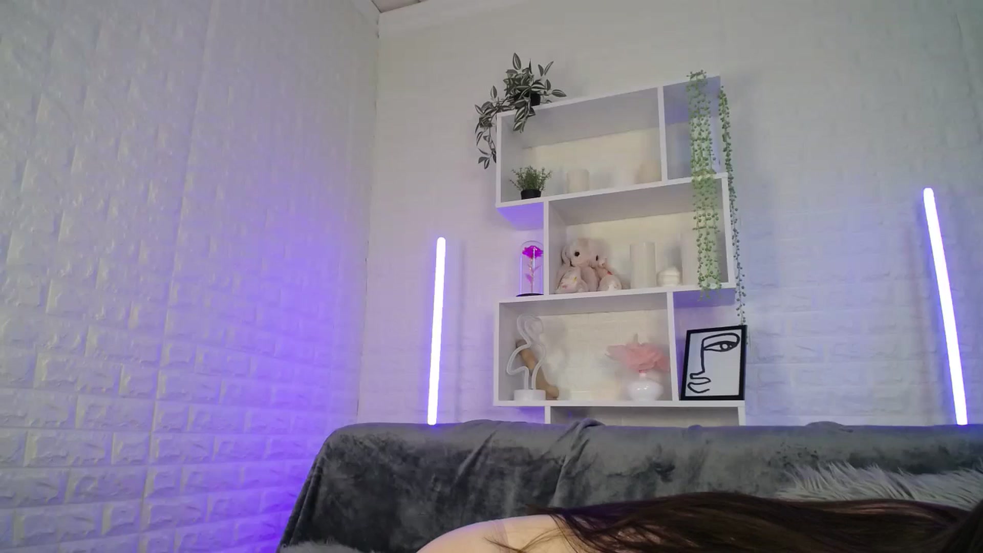 Gallery image thumbnail from SaraRich's myfreecams stream on, 03/05/2024, 11:26 image 7 of 20