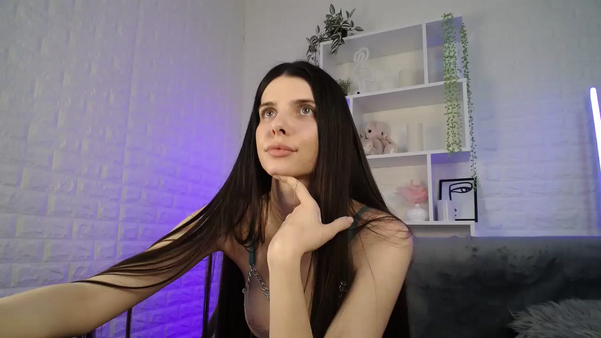 Gallery image thumbnail from SaraRich's myfreecams stream on, 04/22/2024, 12:42 image 18 of 20