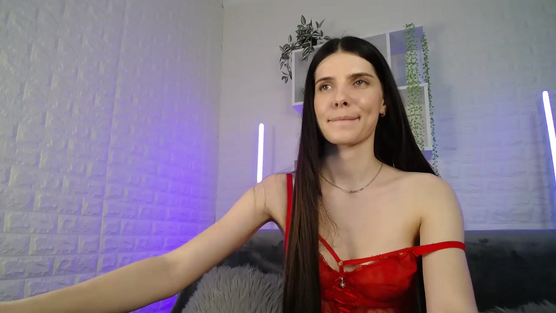 Gallery image thumbnail from SaraRich's myfreecams stream on, 04/24/2024, 13:16 image 16 of 20