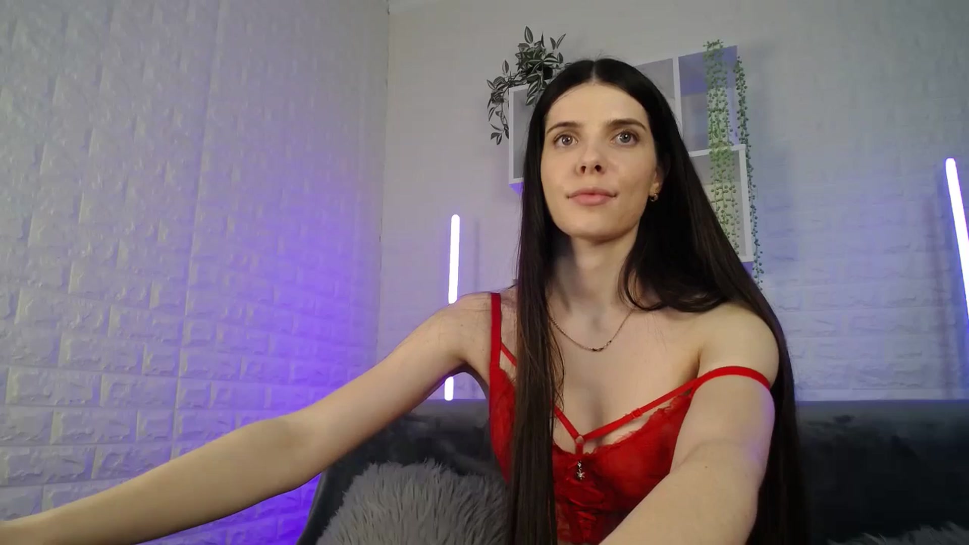 Gallery image thumbnail from SaraRich's myfreecams stream on, 04/24/2024, 13:16 image 2 of 20