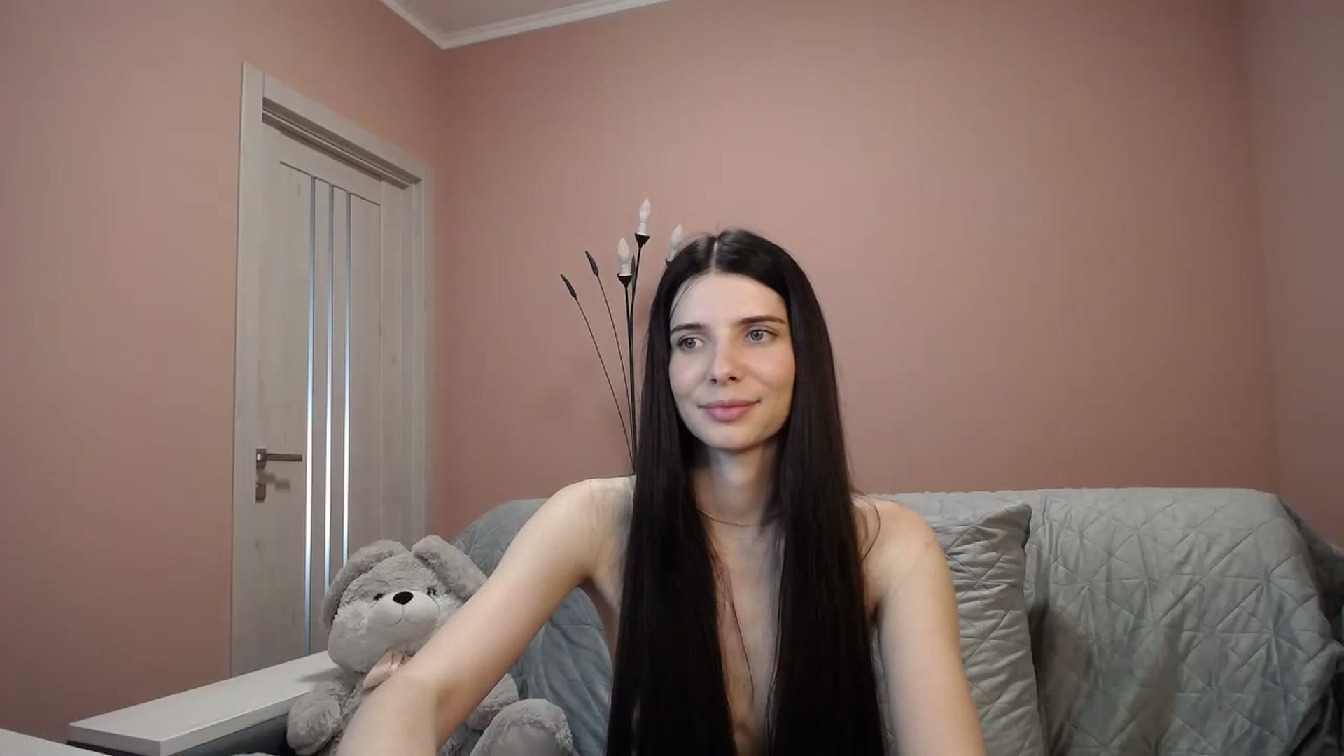 Gallery image thumbnail from SaraRich's myfreecams stream on, 04/27/2024, 12:20 image 18 of 20
