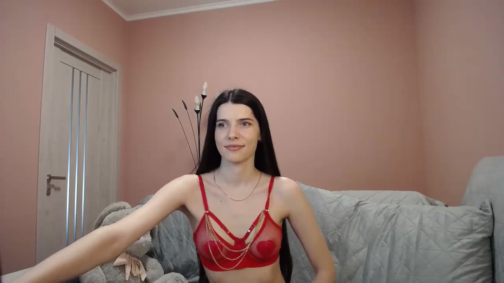 Gallery image thumbnail from SaraRich's myfreecams stream on, 05/07/2024, 08:16 image 9 of 20