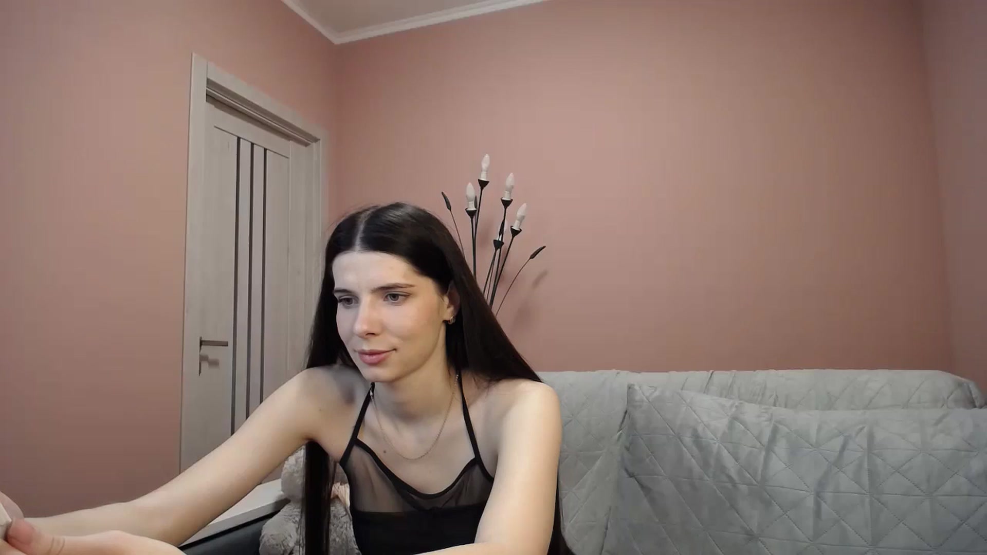 Gallery image thumbnail from SaraRich's myfreecams stream on, 05/14/2024, 09:03 image 1 of 20