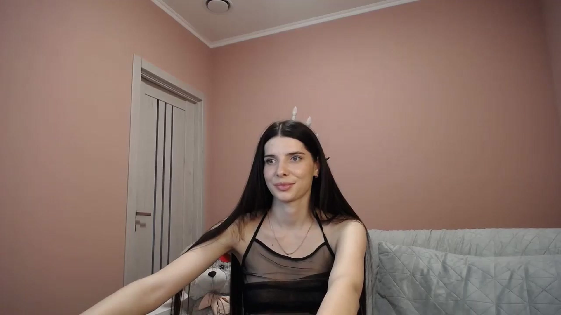 Gallery image thumbnail from SaraRich's myfreecams stream on, 05/14/2024, 10:13 image 16 of 20