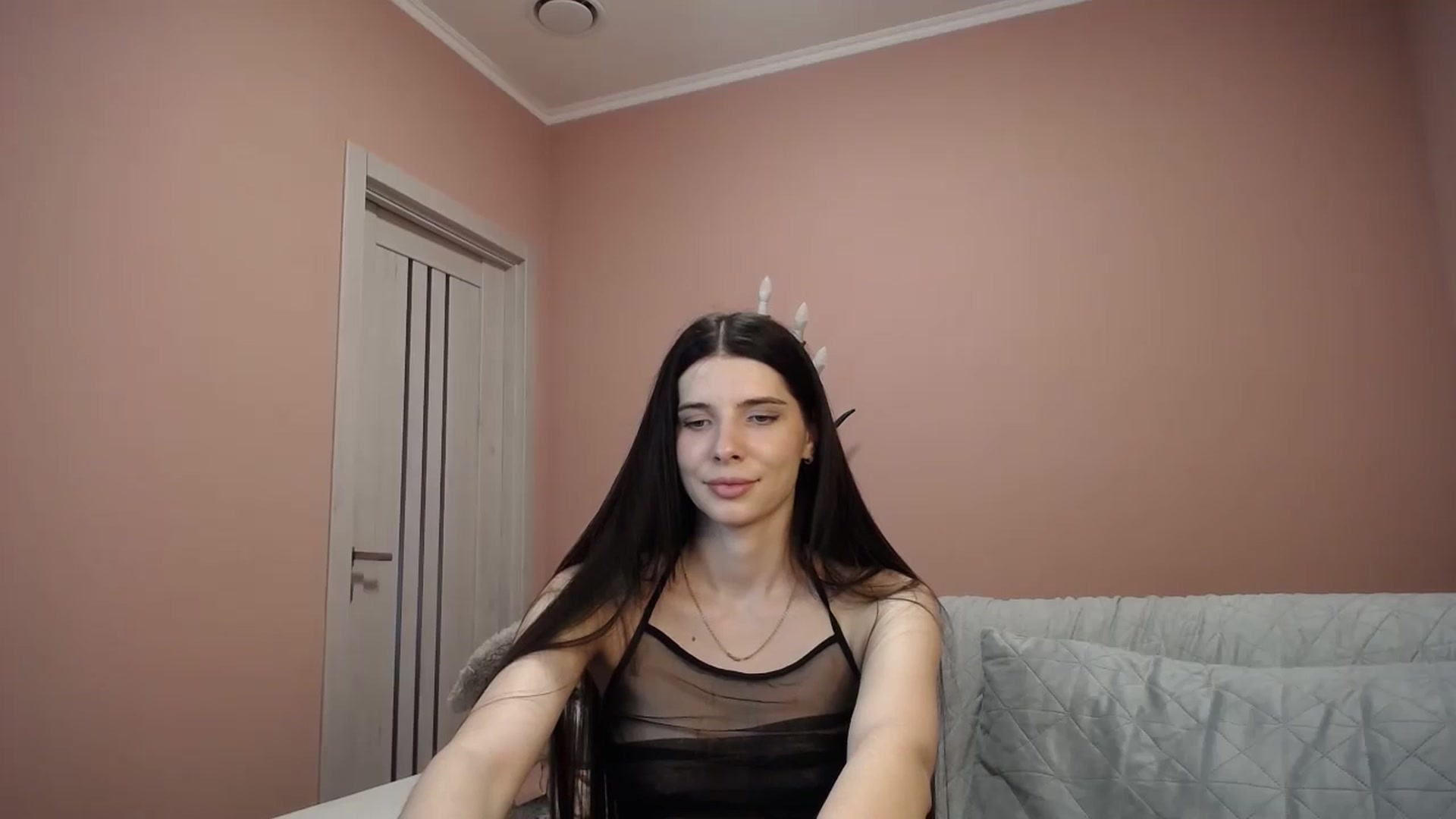Gallery image thumbnail from SaraRich's myfreecams stream on, 05/14/2024, 10:13 image 18 of 20