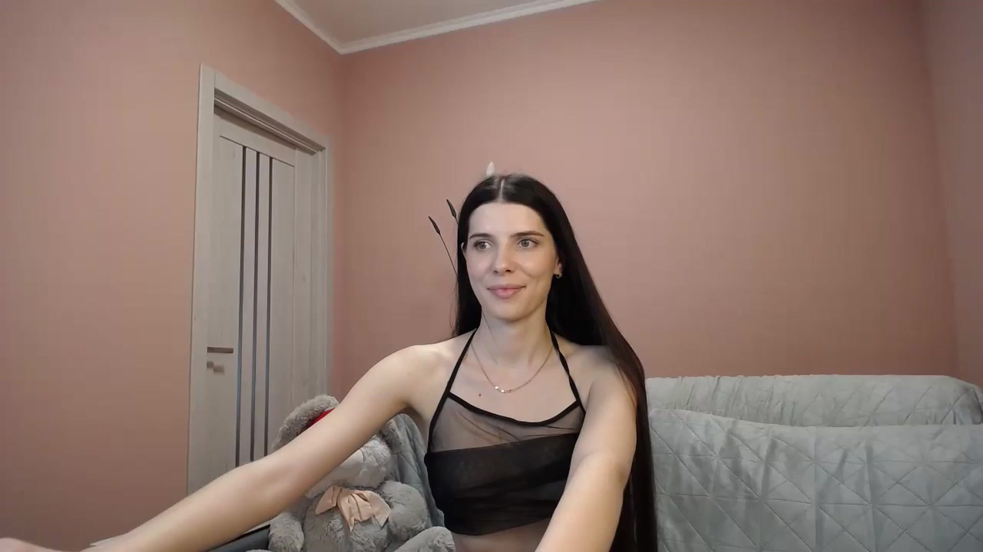Gallery image thumbnail from SaraRich's myfreecams stream on, 05/14/2024, 12:40 image 15 of 20