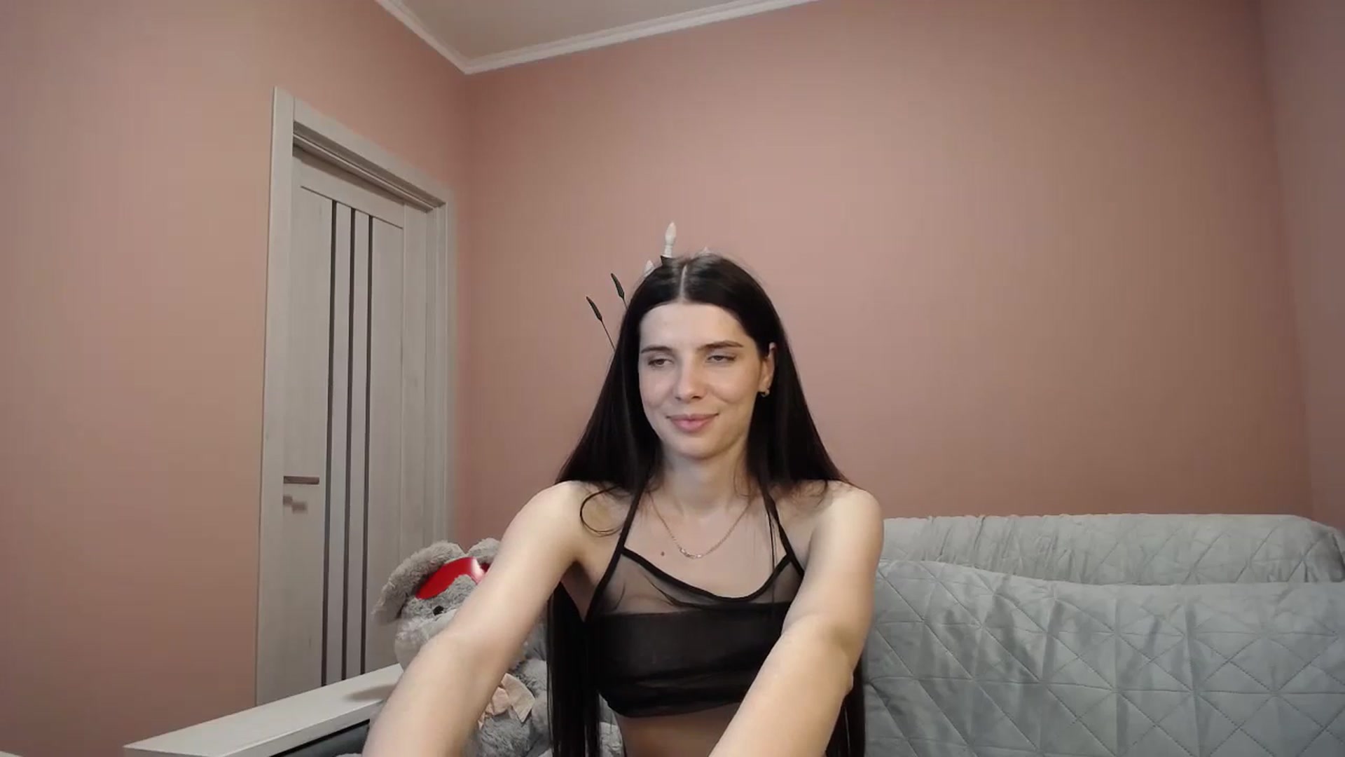 Gallery image thumbnail from SaraRich's myfreecams stream on, 05/14/2024, 12:40 image 10 of 20