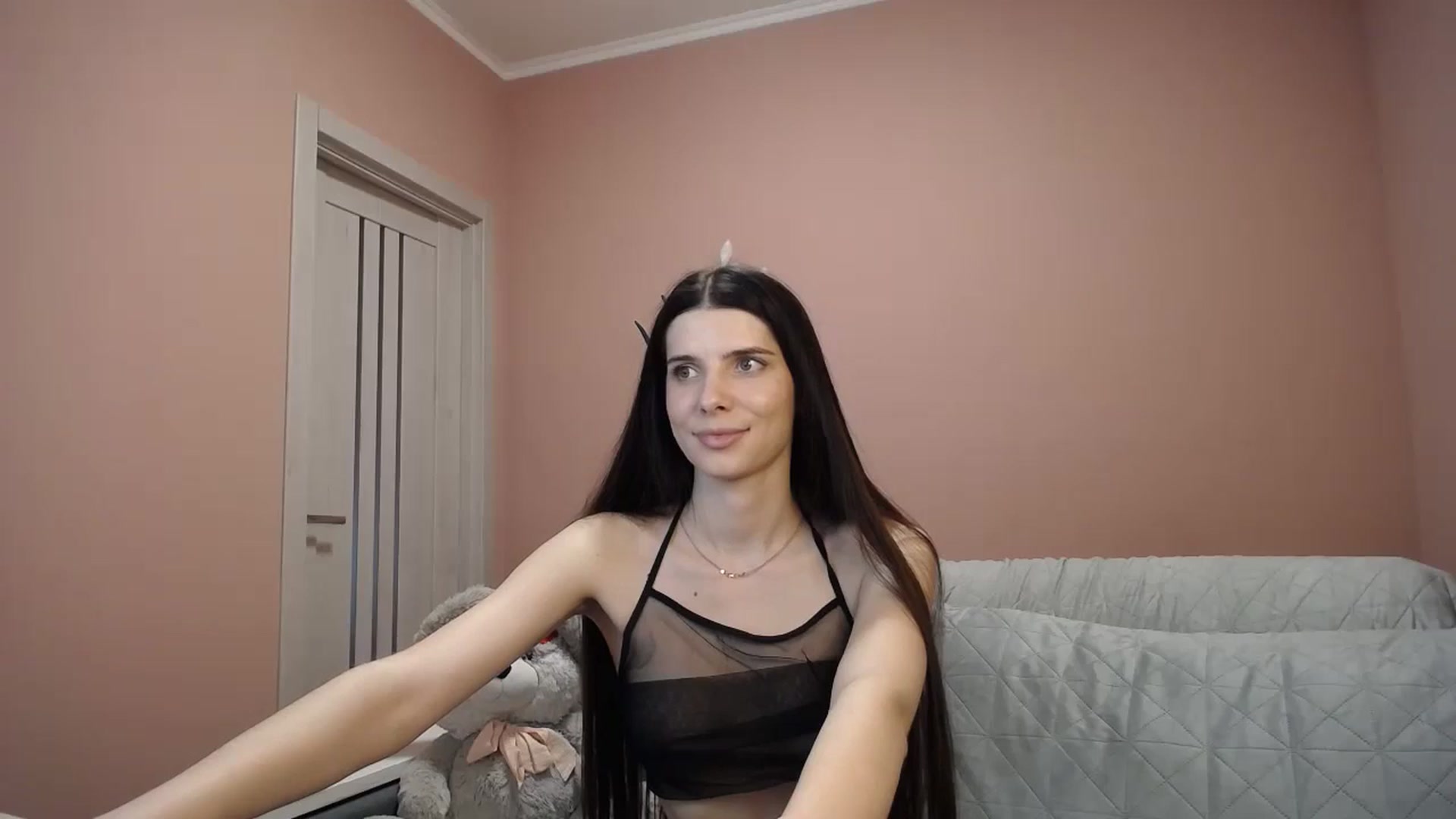 Gallery image thumbnail from SaraRich's myfreecams stream on, 05/14/2024, 12:40 image 20 of 20
