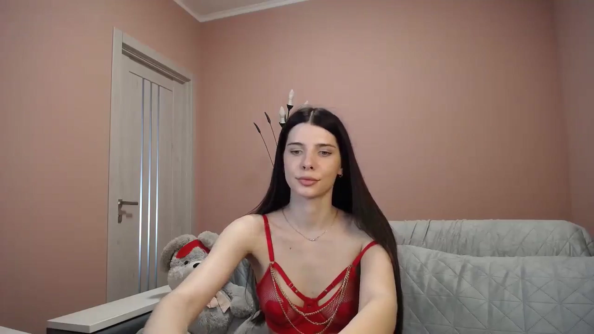 Gallery image thumbnail from SaraRich's myfreecams stream on, 05/17/2024, 12:46 image 2 of 20