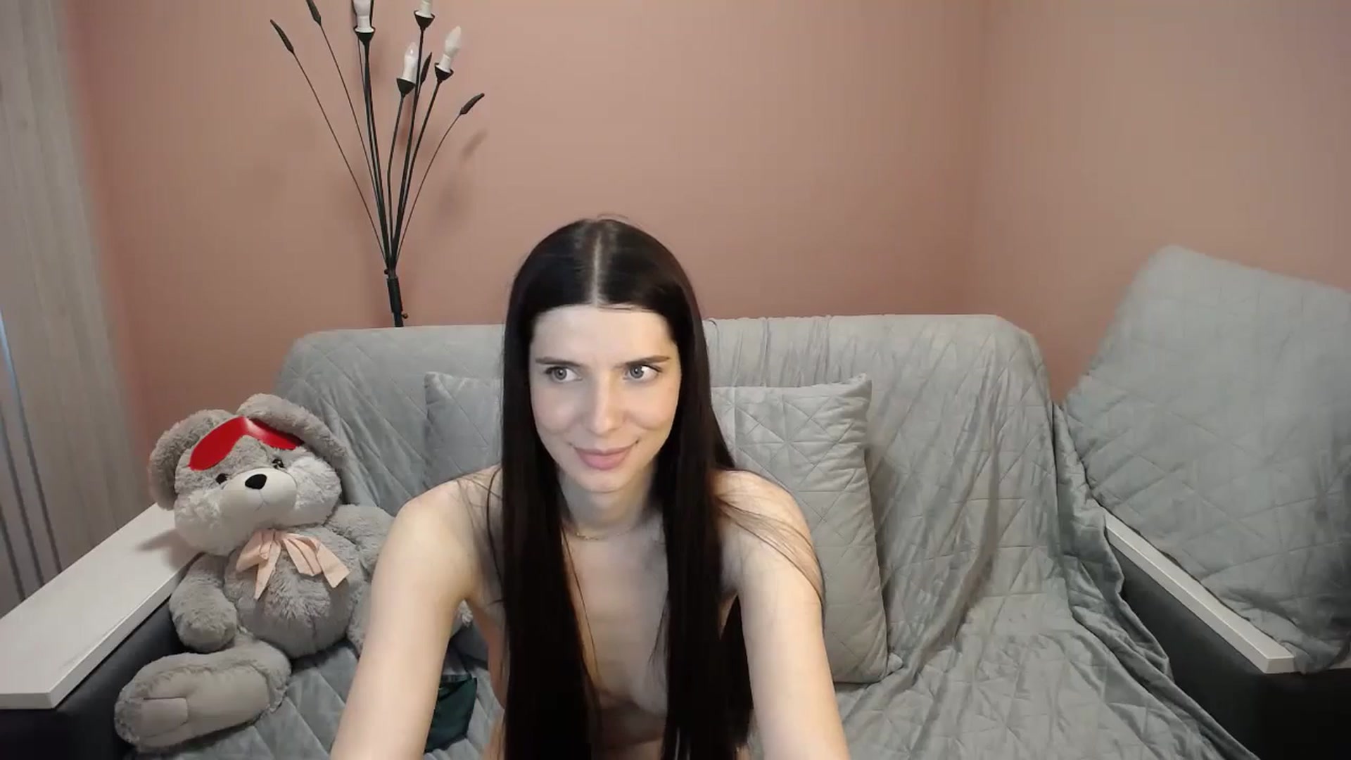 Gallery image thumbnail from SaraRich's myfreecams stream on, 05/20/2024, 11:11 image 10 of 20