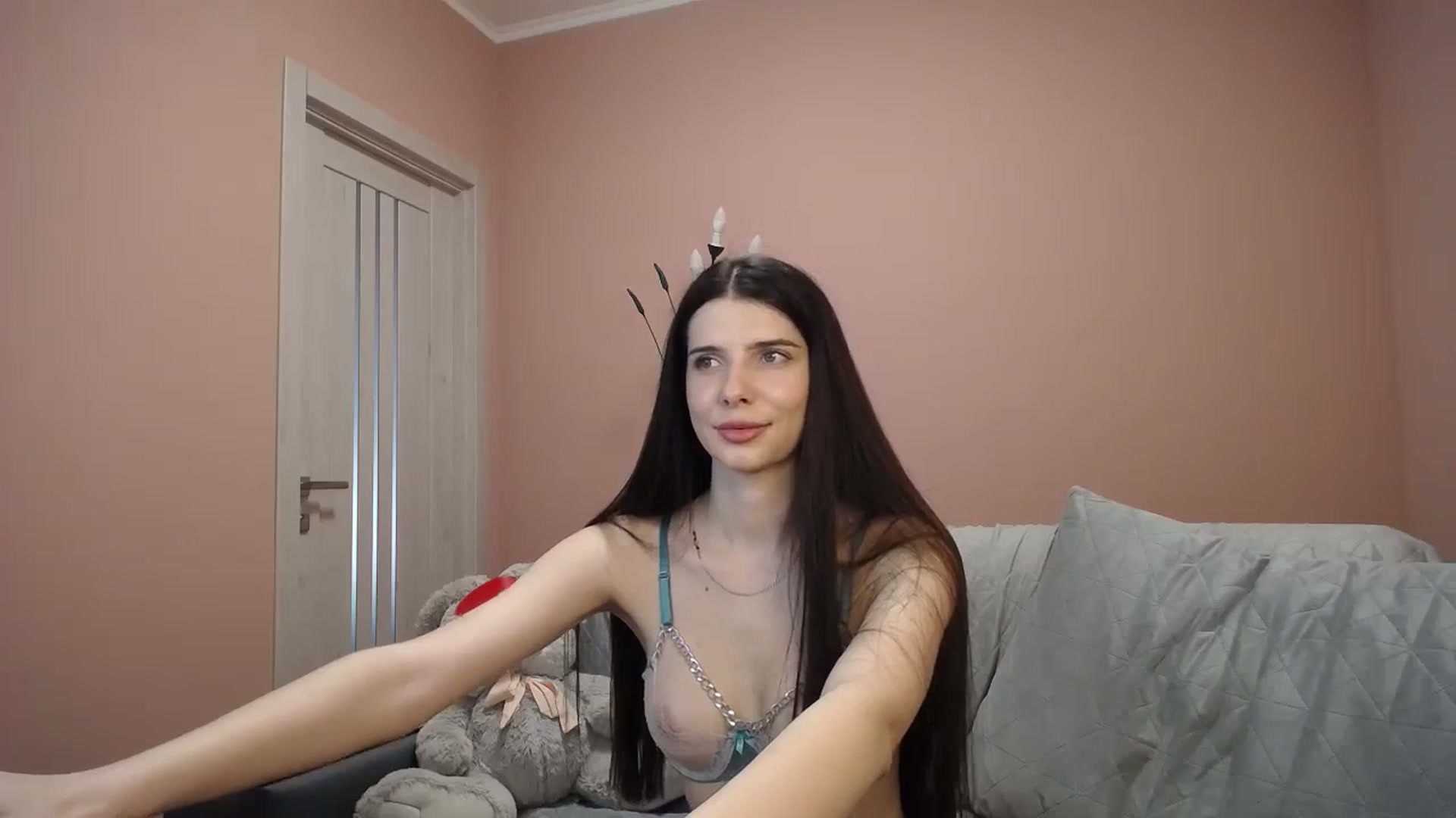 Gallery image thumbnail from SaraRich's myfreecams stream on, 05/21/2024, 09:54 image 4 of 20
