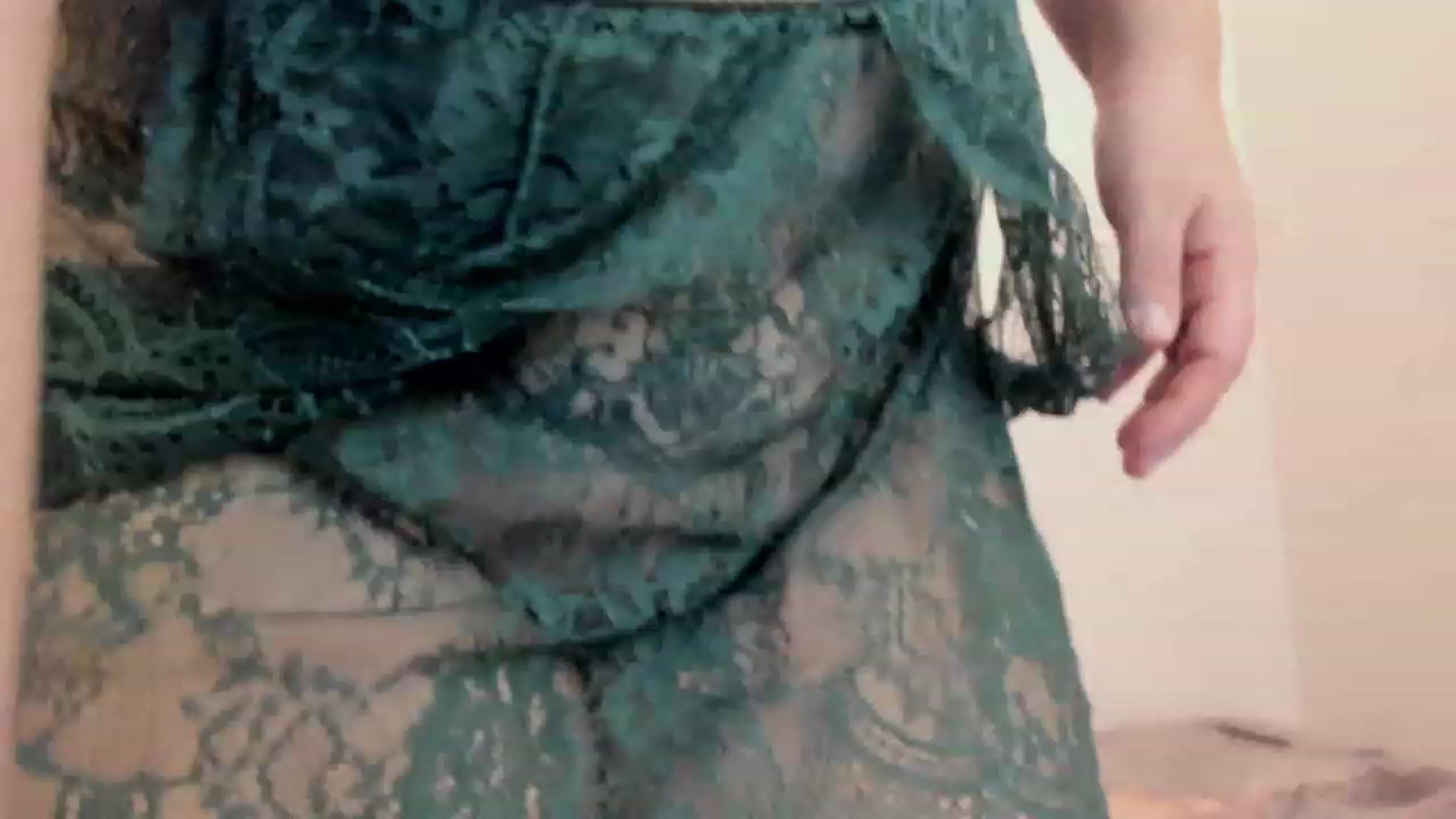 Gallery image thumbnail from SaraZafiro's myfreecams stream on, 11/14/2023, 10:40 image 13 of 20