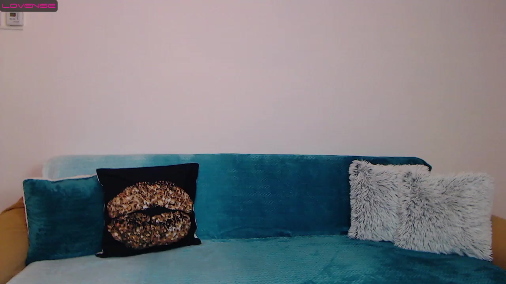 Gallery image thumbnail from Sara_Daisy's myfreecams stream on, 12/11/2022, 19:57 image 19 of 20
