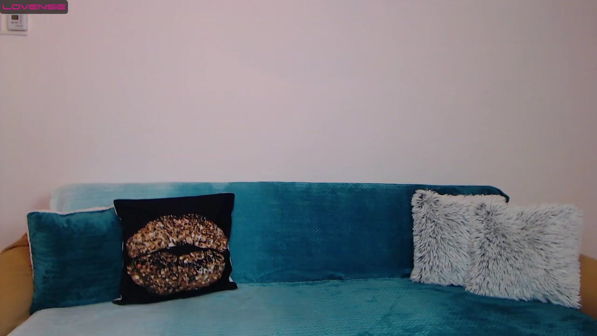 Gallery image thumbnail from Sara_Daisy's myfreecams stream on, 12/11/2022, 19:57 image 18 of 20