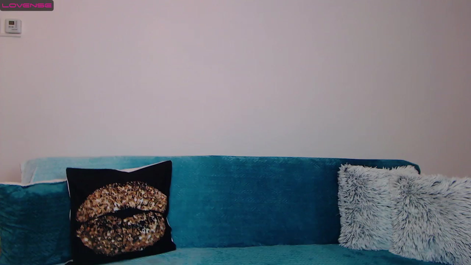 Gallery image thumbnail from Sara_Daisy's myfreecams stream on, 12/12/2022, 19:58 image 7 of 20