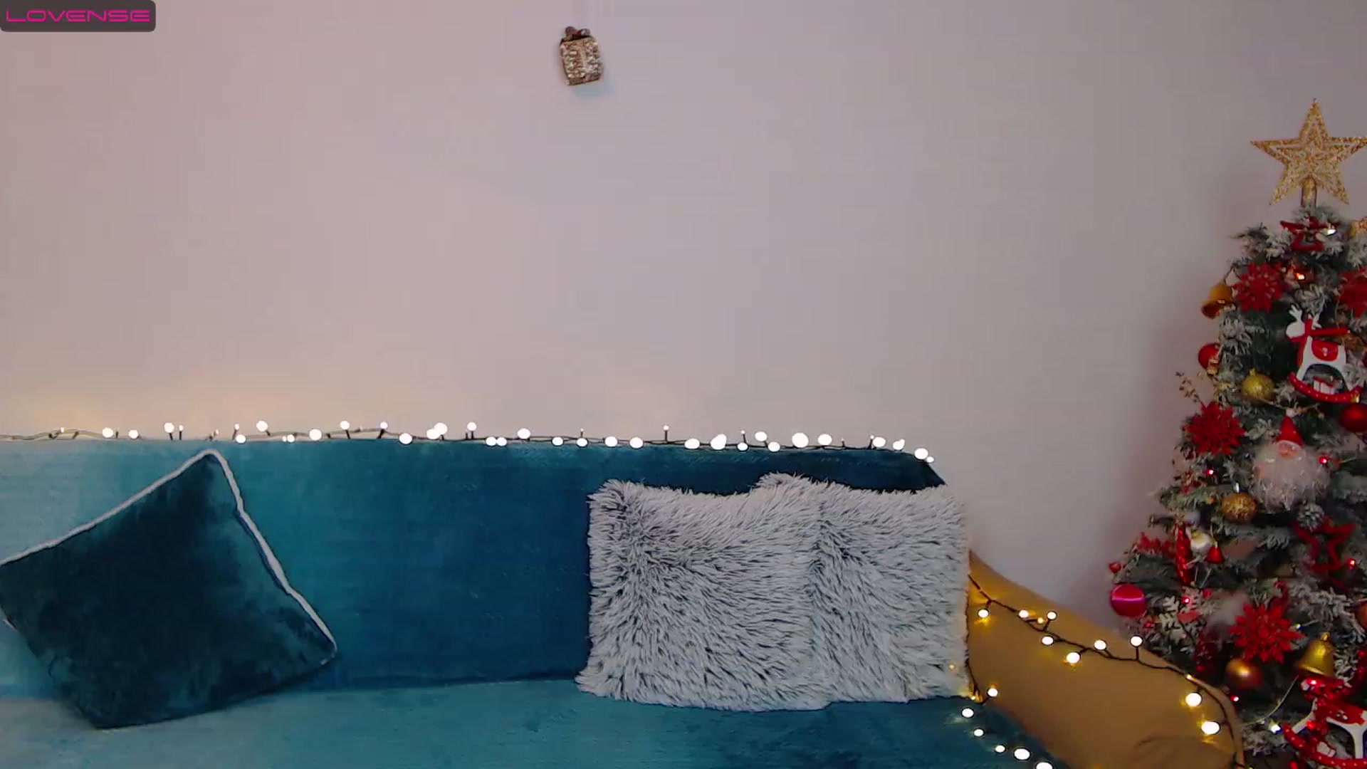 Gallery image thumbnail from Sara_Daisy's myfreecams stream on, 12/30/2022, 19:31 image 15 of 20