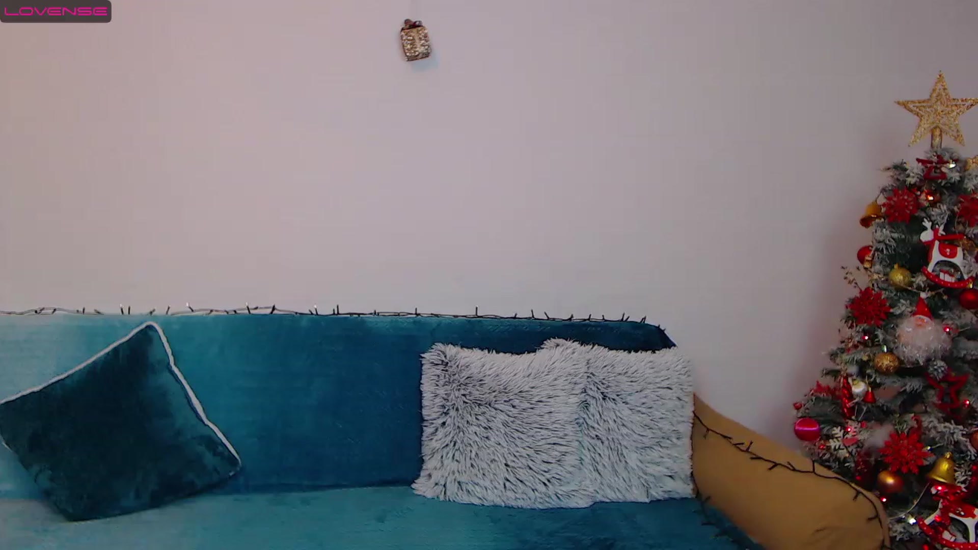 Gallery image thumbnail from Sara_Daisy's myfreecams stream on, 12/30/2022, 19:31 image 14 of 20