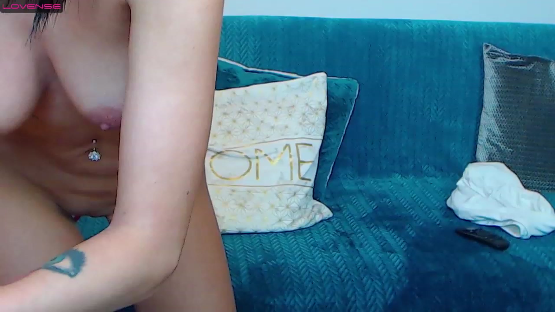 Gallery image thumbnail from Sara_Daisy's myfreecams stream on, 02/26/2023, 19:24 image 13 of 20