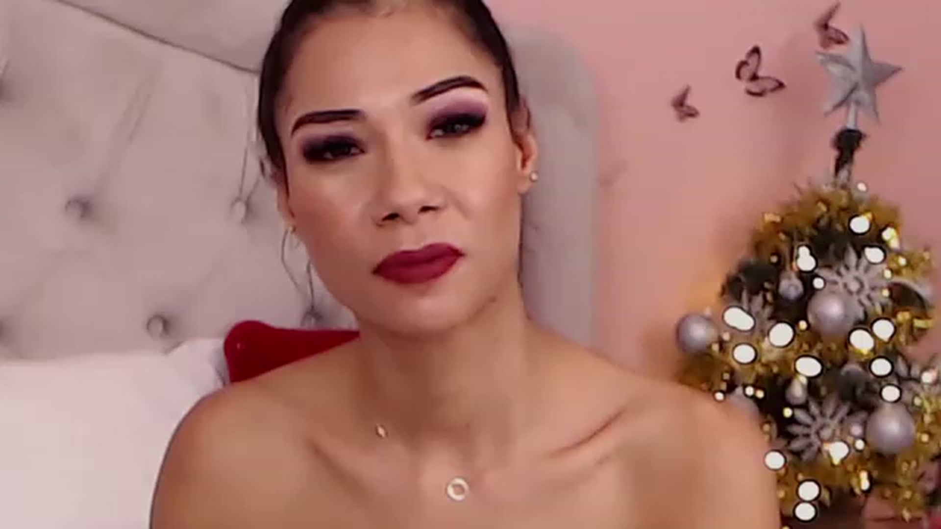 Gallery image thumbnail from Sara_Joy's myfreecams stream on, 12/21/2022, 21:42 image 9 of 20