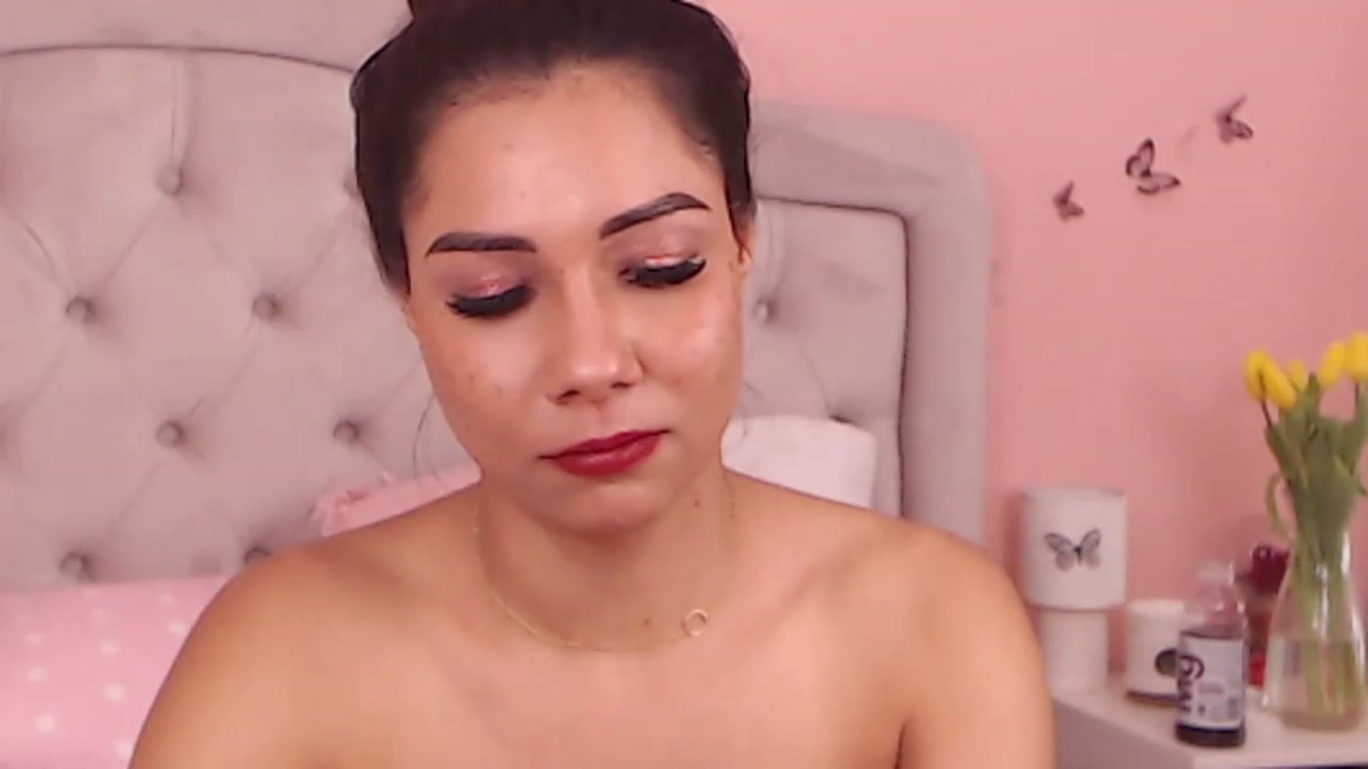 Gallery image thumbnail from Sara_Joy's myfreecams stream on, 03/25/2023, 24:10 image 16 of 20