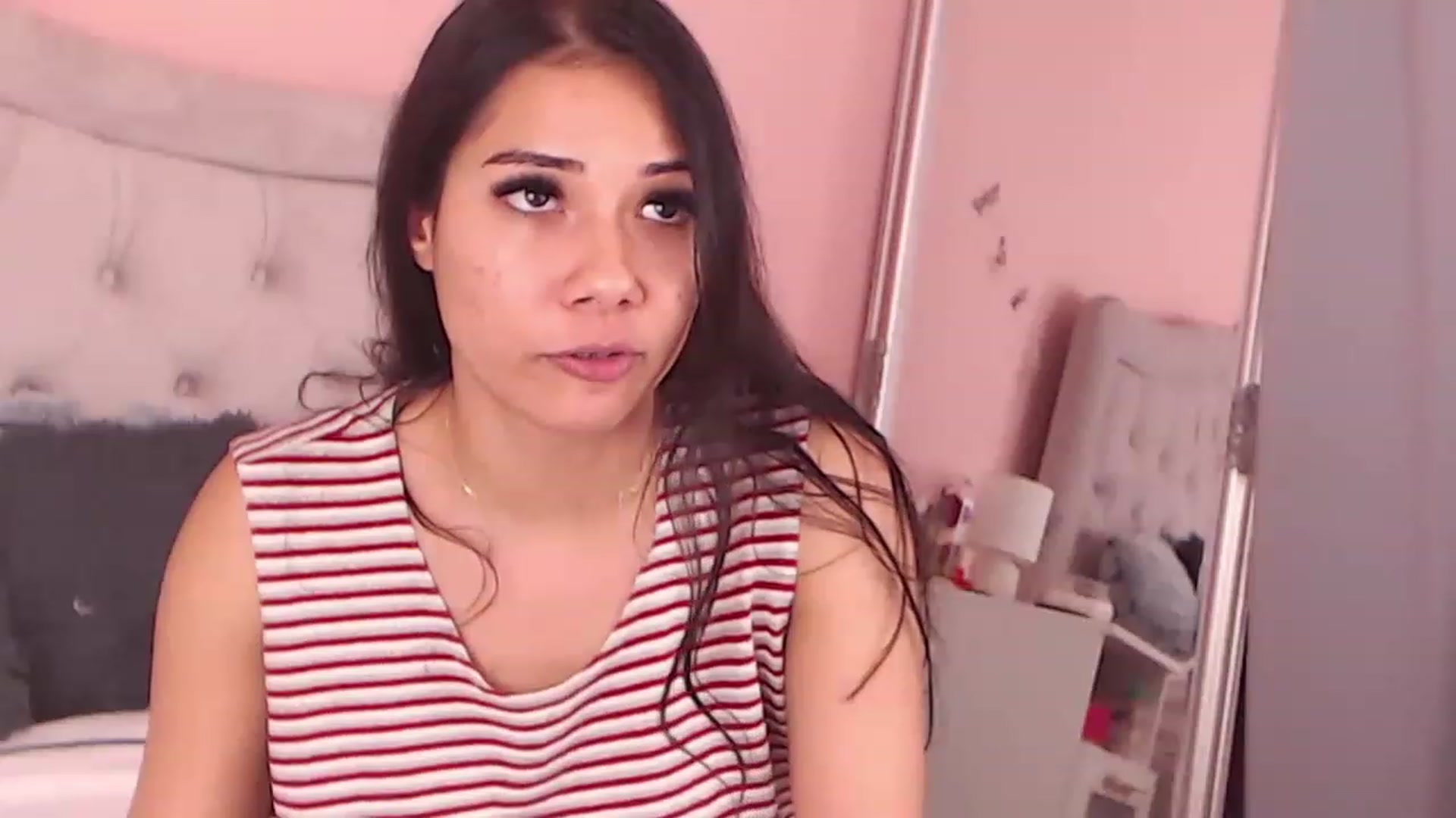 Gallery image thumbnail from Sara_Joy's myfreecams stream on, 04/13/2023, 23:08 image 12 of 20