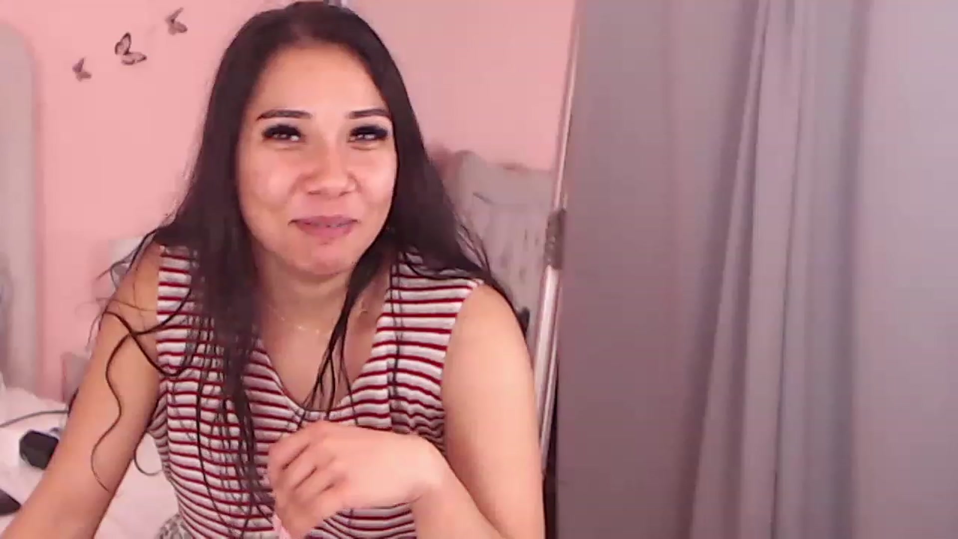 Gallery image thumbnail from Sara_Joy's myfreecams stream on, 04/13/2023, 23:08 image 20 of 20