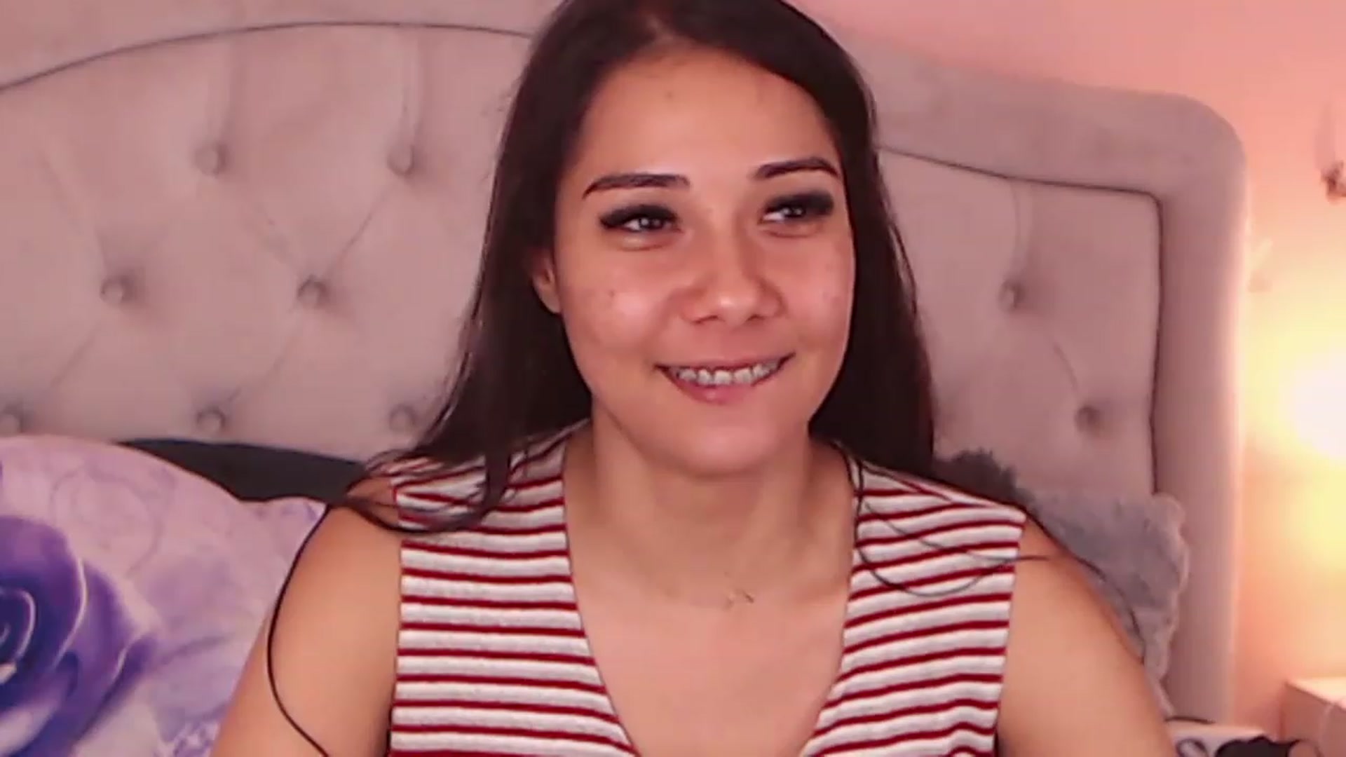 Gallery image thumbnail from Sara_Joy's myfreecams stream on, 04/13/2023, 23:08 image 8 of 20